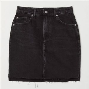 H&M Black High Waisted Denim Skirt